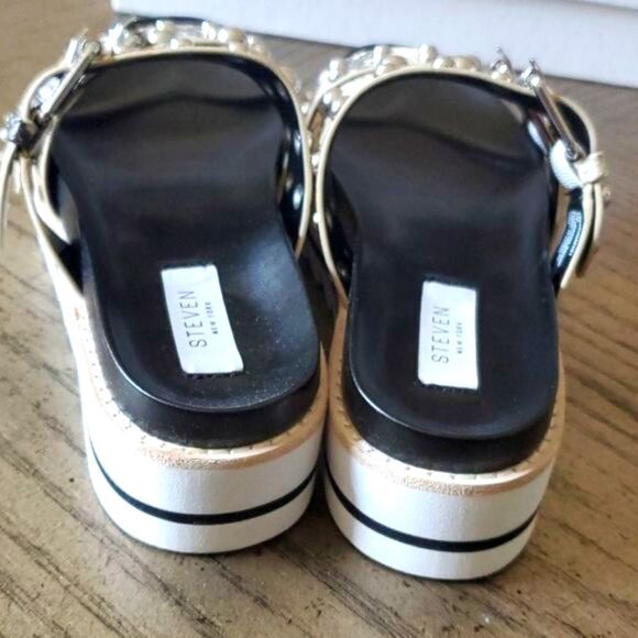 Size 8 studded Steven New York Sandals NWT. - Picture 5 of 6